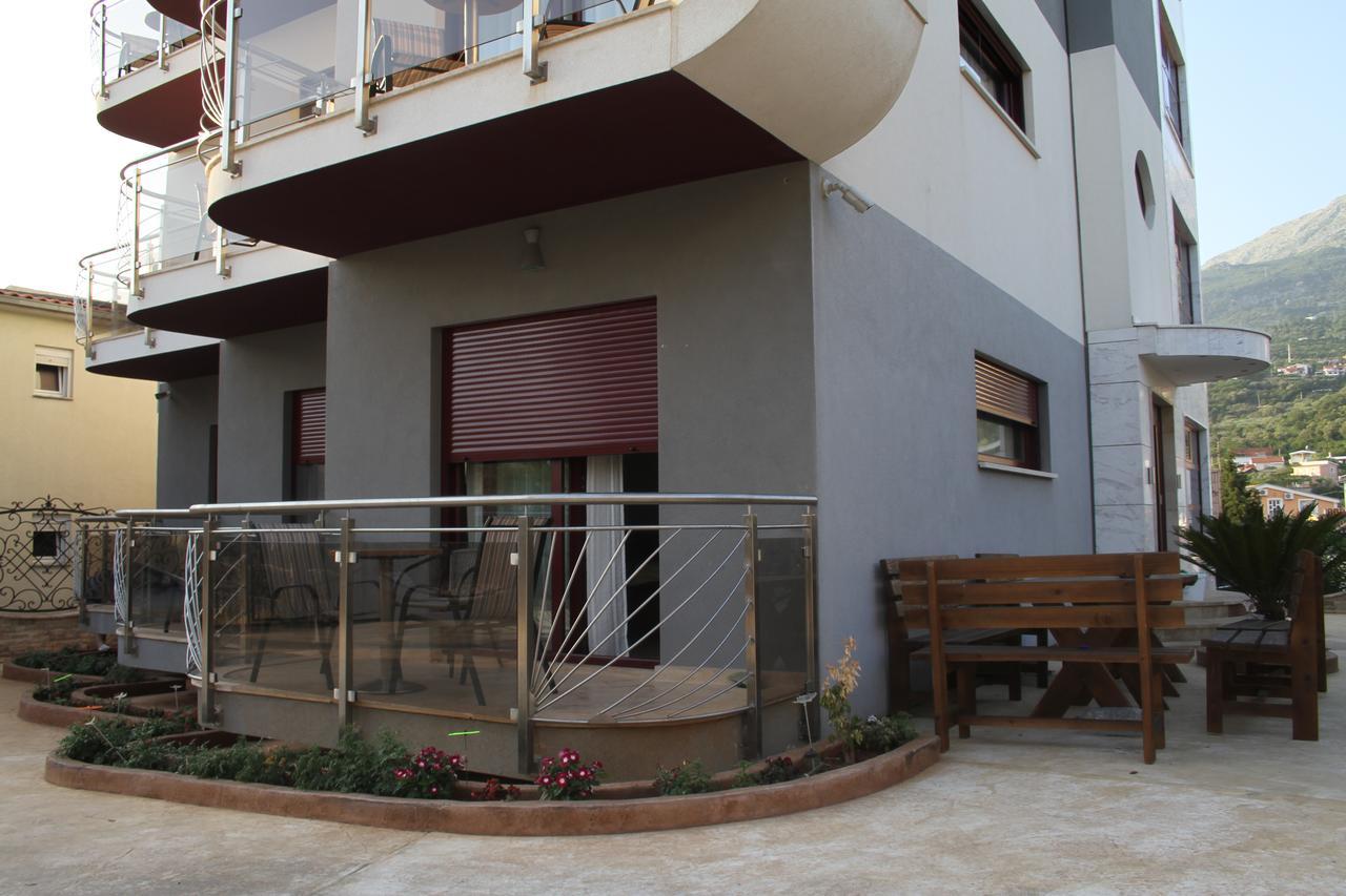 Compass Aparthotel Dobra Voda Exterior foto