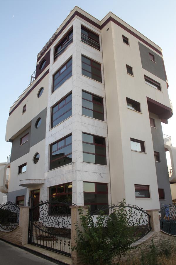 Compass Aparthotel Dobra Voda Exterior foto